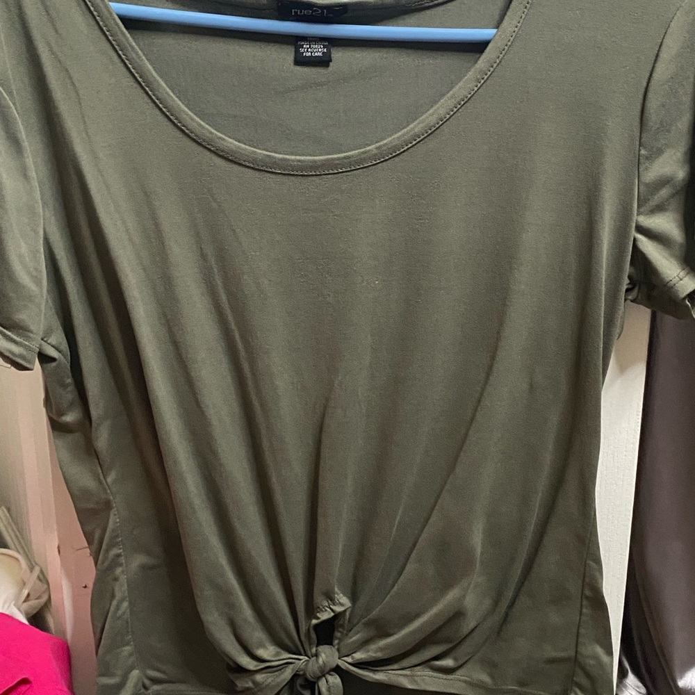 green tie top
